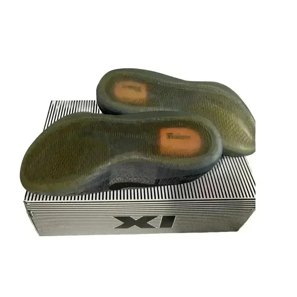 Nike Kobe Bryant XI (GS) "TV" 2016 Girls/women shoes size 7y With Box‎ GUC - Picture 4 of 8